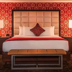 2 Rooms Resort Studio Suite | 1 King Resort Tower King